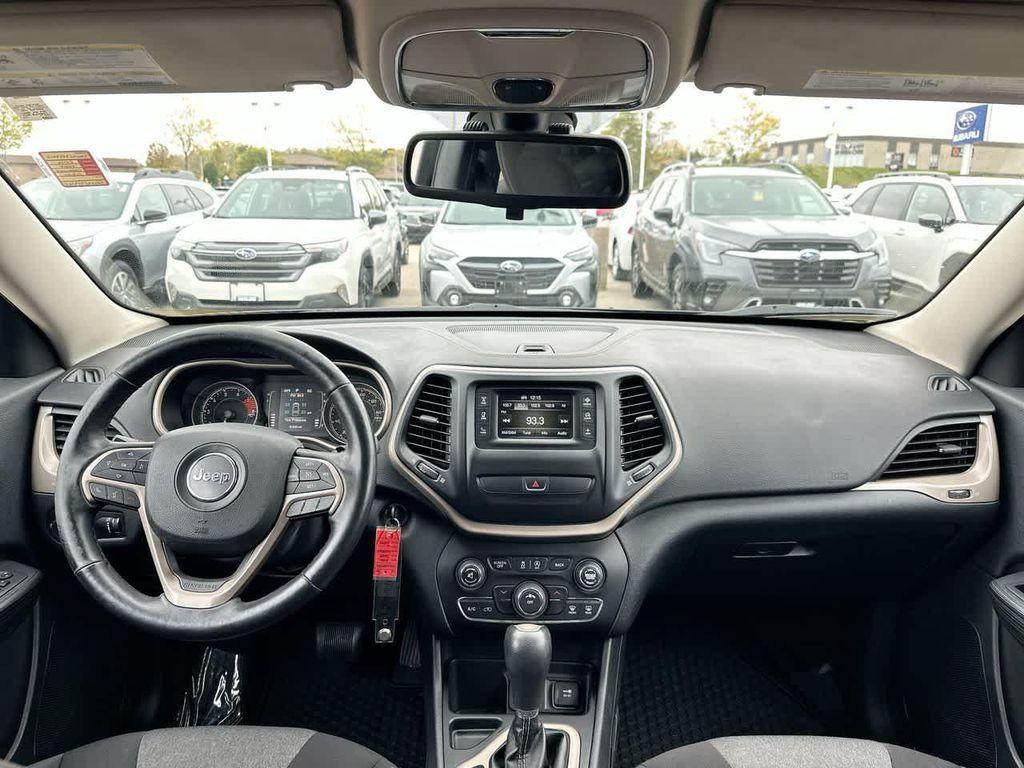 used 2016 Jeep Cherokee car, priced at $13,959