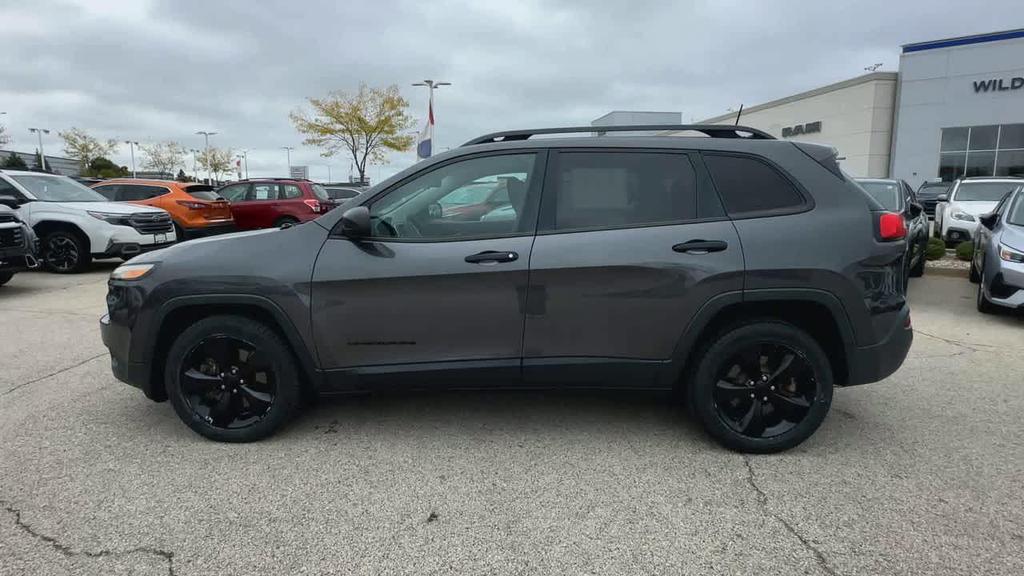 used 2016 Jeep Cherokee car, priced at $13,959