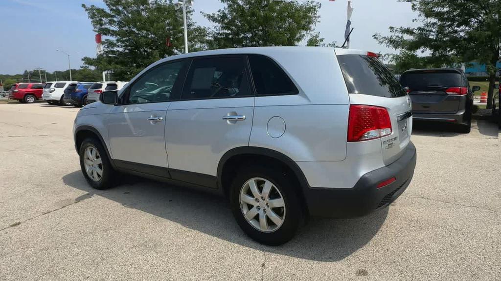used 2011 Kia Sorento car, priced at $5,276