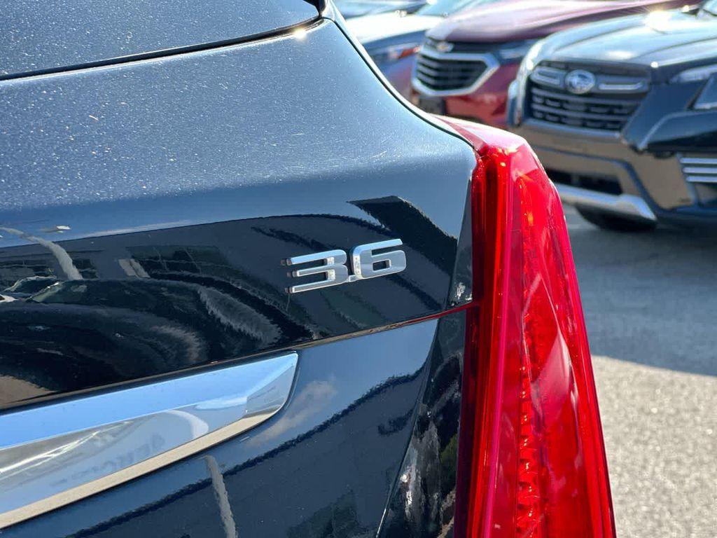 used 2017 Cadillac XT5 car, priced at $16,439