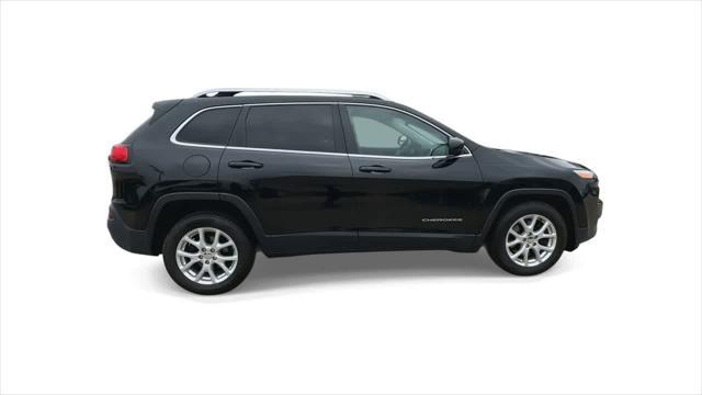 used 2015 Jeep Cherokee car, priced at $12,937