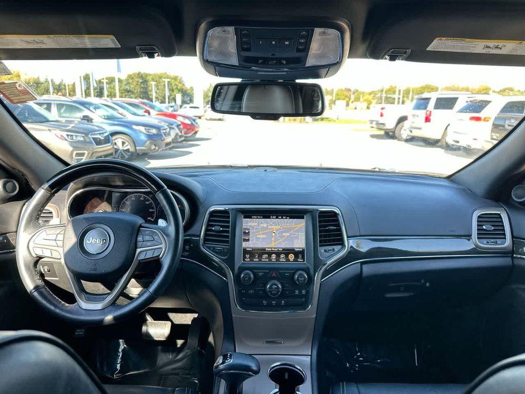 used 2015 Jeep Grand Cherokee car, priced at $15,857