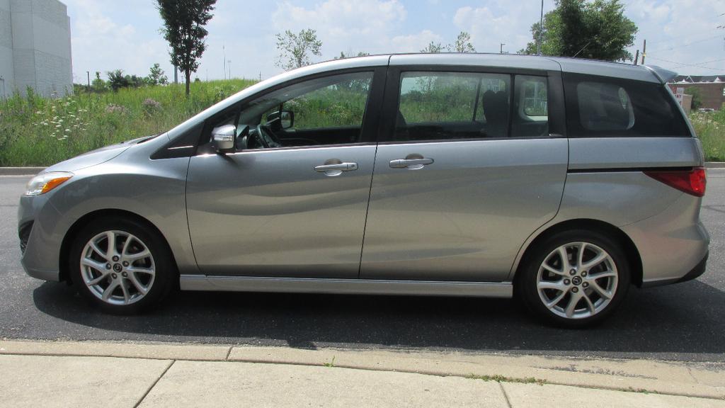 used 2013 Mazda Mazda5 car, priced at $7,990