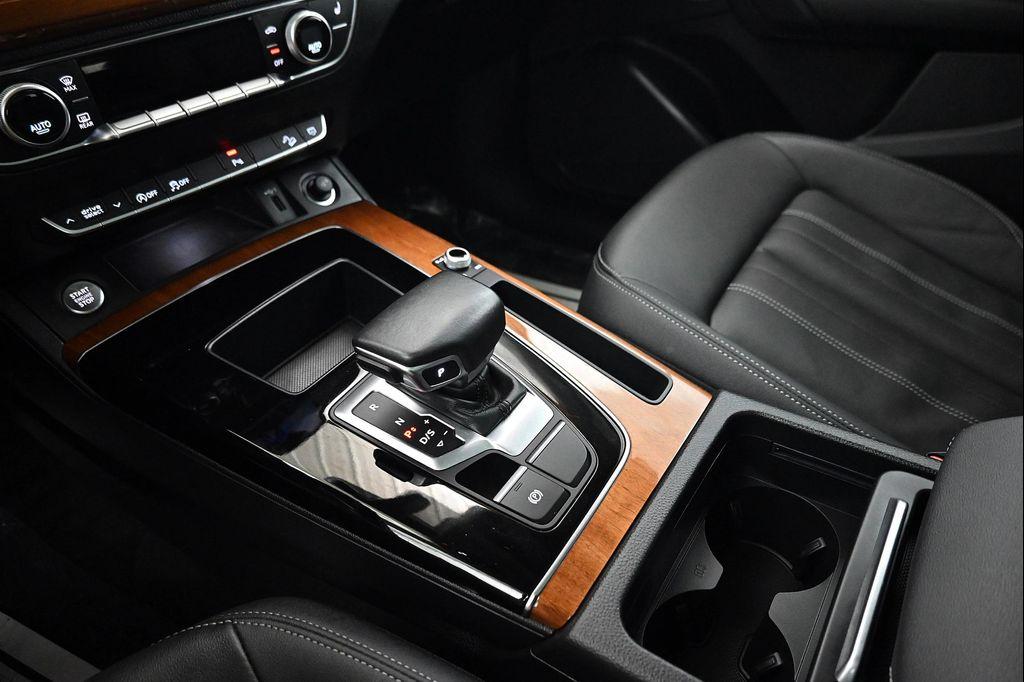 used 2021 Audi Q5 car, priced at $27,500