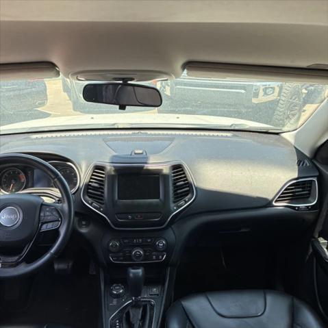used 2019 Jeep Cherokee car, priced at $15,999