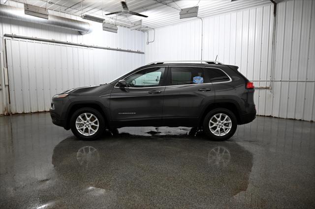 used 2016 Jeep Cherokee car, priced at $12,995