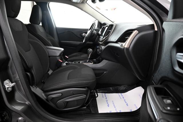 used 2016 Jeep Cherokee car, priced at $12,995