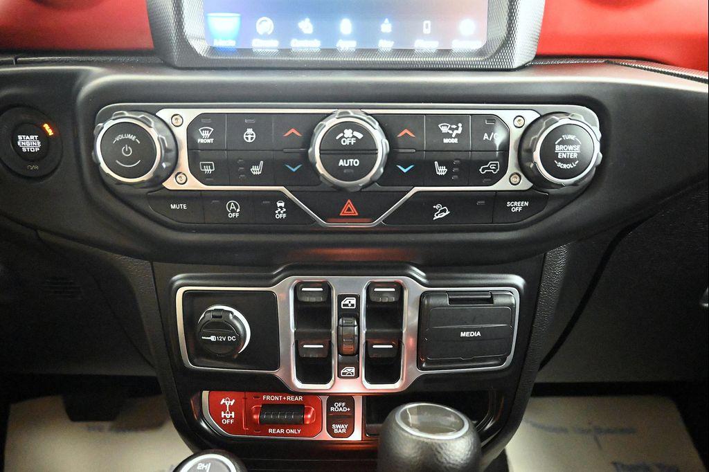 used 2021 Jeep Wrangler Unlimited car, priced at $28,000