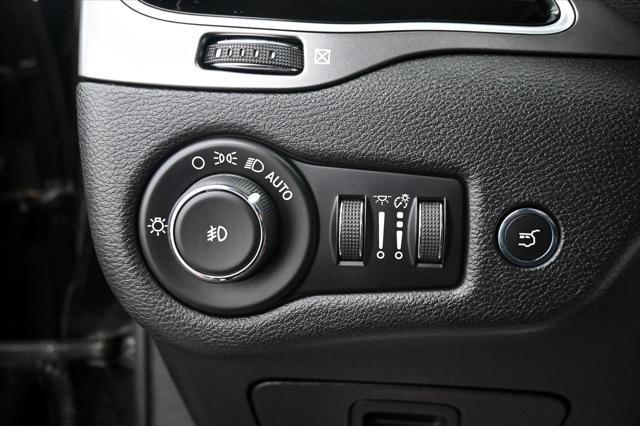used 2019 Jeep Cherokee car, priced at $13,900