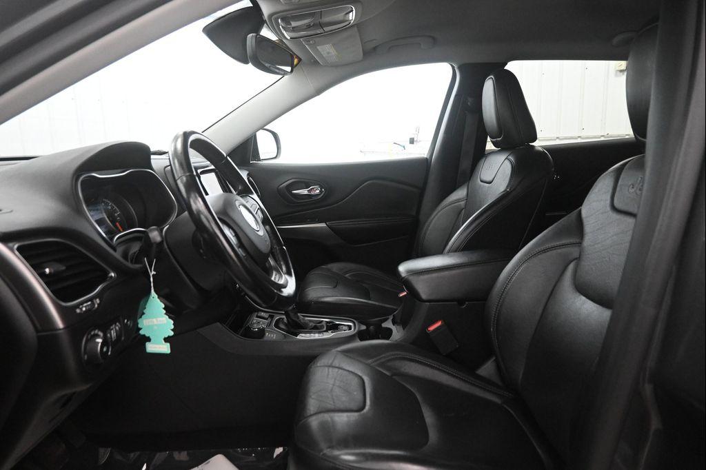 used 2020 Jeep Cherokee car, priced at $16,500