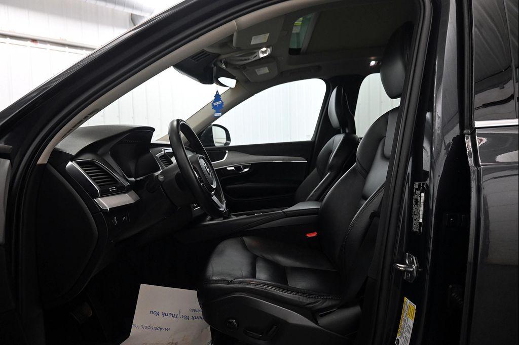 used 2021 Volvo XC90 car, priced at $26,106