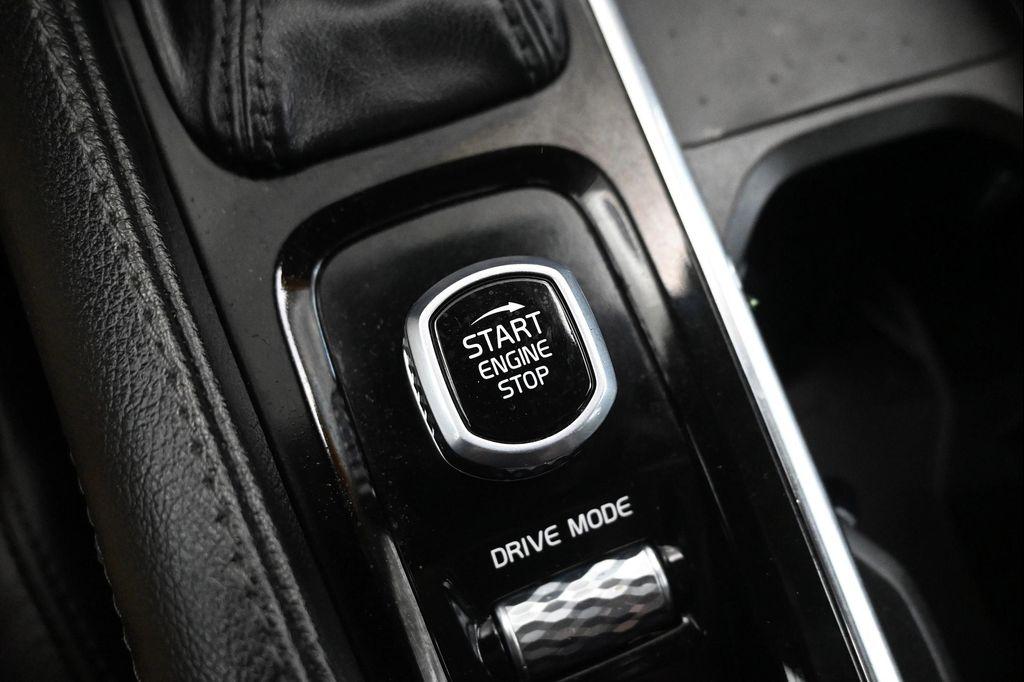 used 2021 Volvo XC90 car, priced at $26,106