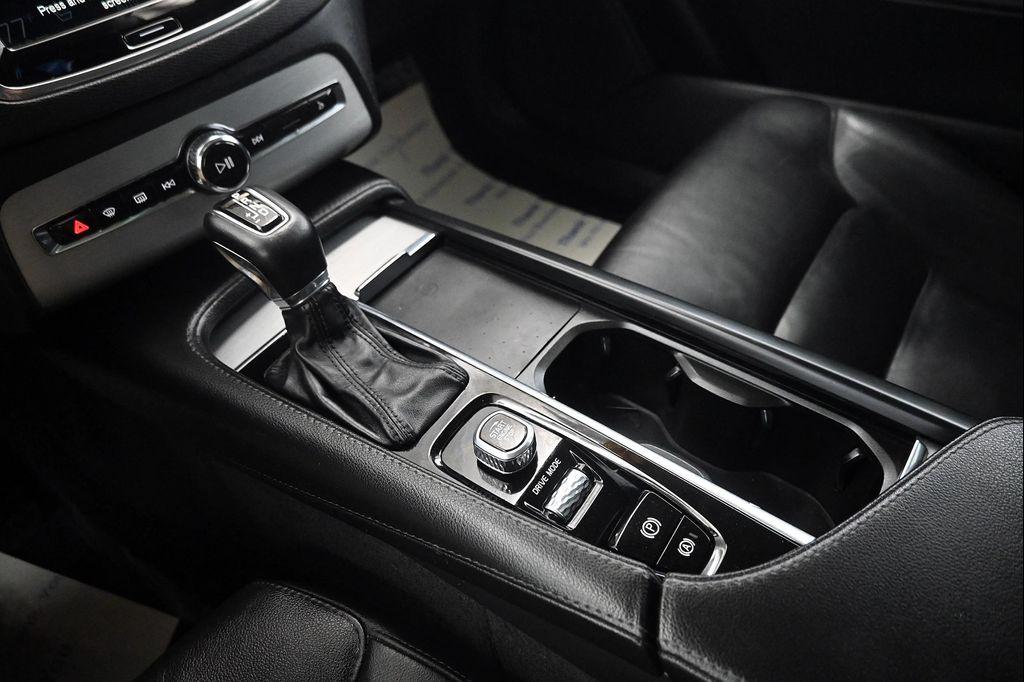 used 2021 Volvo XC90 car, priced at $26,106
