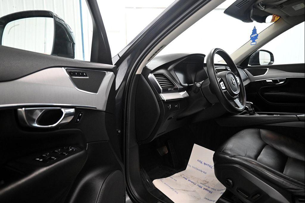 used 2021 Volvo XC90 car, priced at $26,106