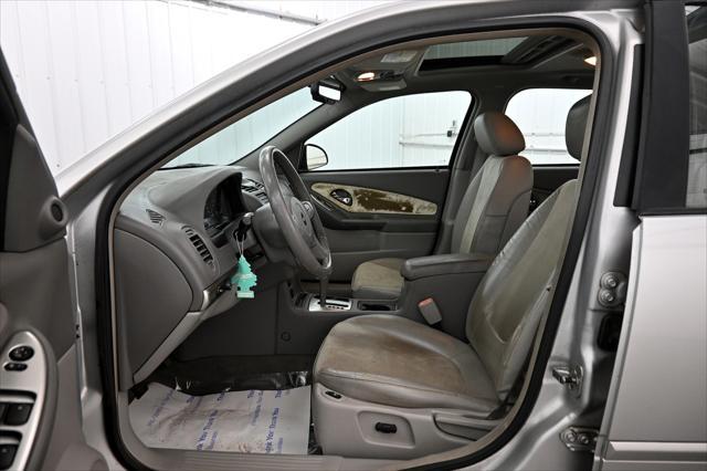 used 2004 Chevrolet Malibu car, priced at $3,500