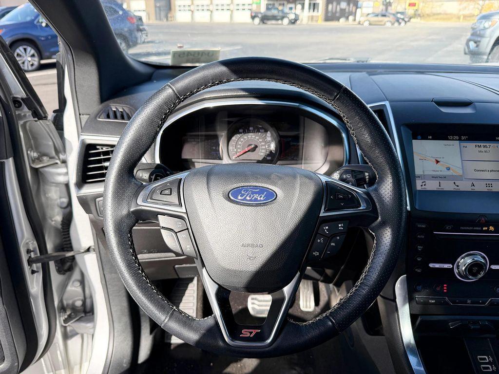 used 2019 Ford Edge car, priced at $22,700