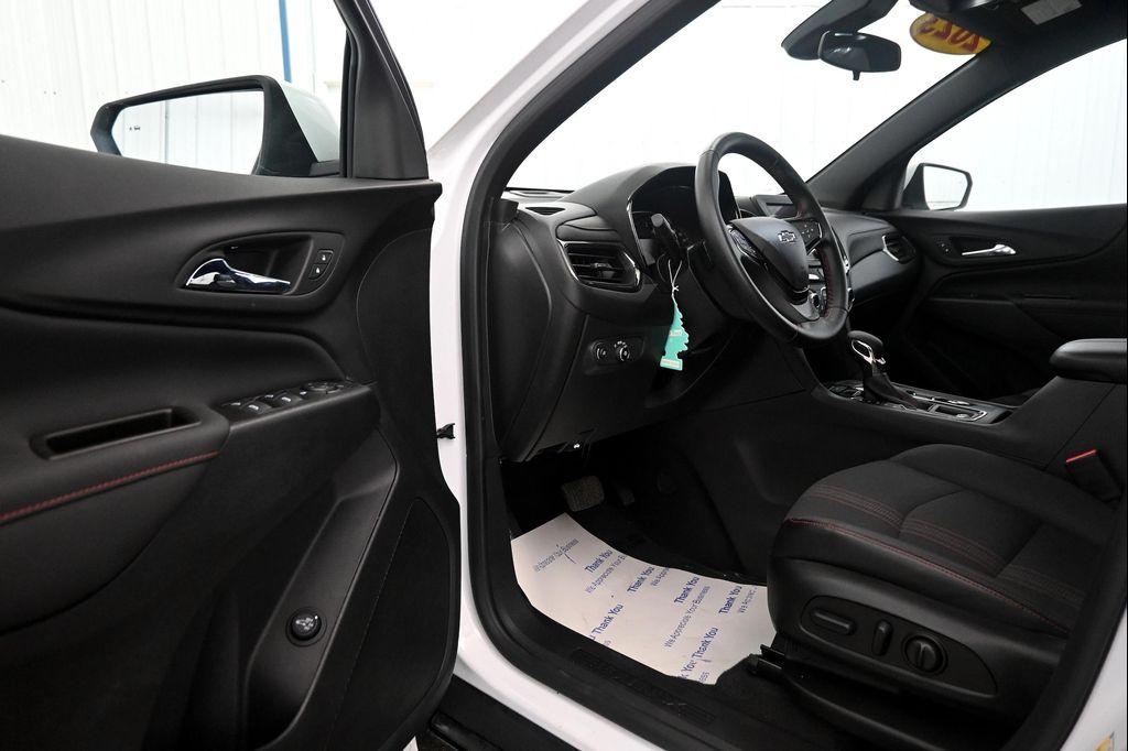 used 2023 Chevrolet Equinox car, priced at $24,000