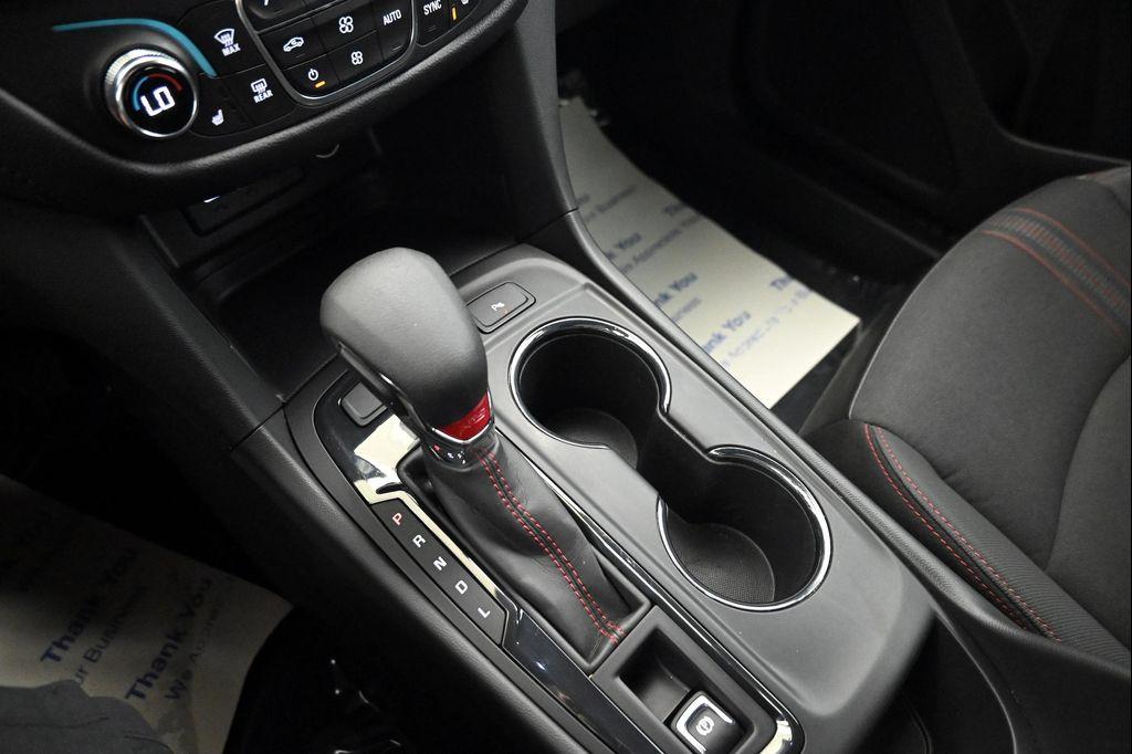 used 2023 Chevrolet Equinox car, priced at $24,000