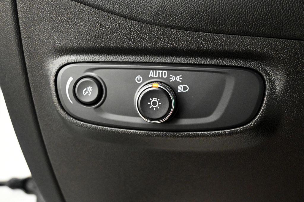 used 2023 Chevrolet Equinox car, priced at $24,000