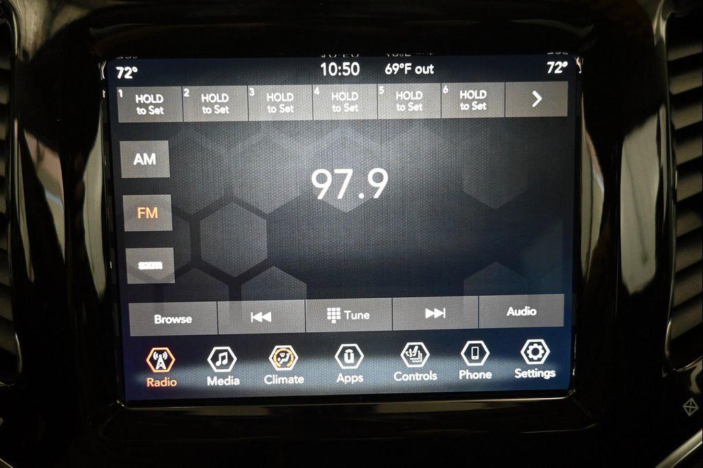 used 2019 Jeep Cherokee car, priced at $19,300