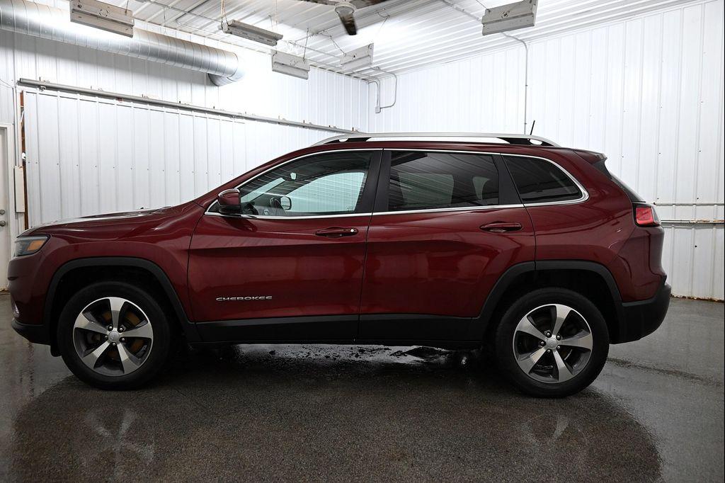used 2019 Jeep Cherokee car, priced at $19,300