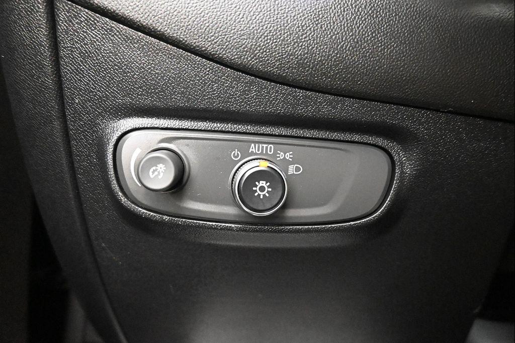 used 2019 Chevrolet Equinox car, priced at $15,500