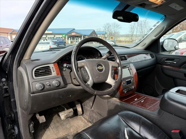 used 2011 Chevrolet Suburban car, priced at $10,000