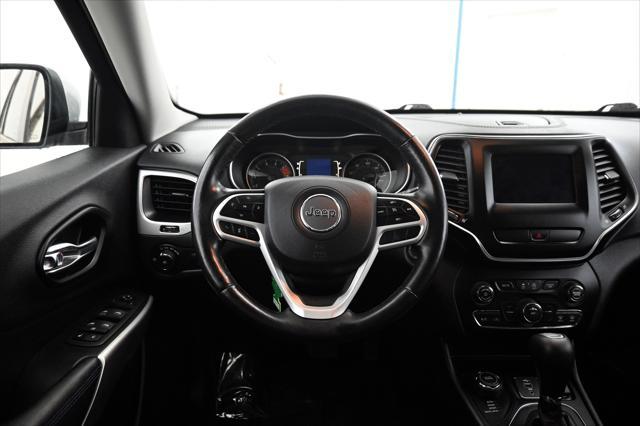 used 2020 Jeep Cherokee car, priced at $17,255