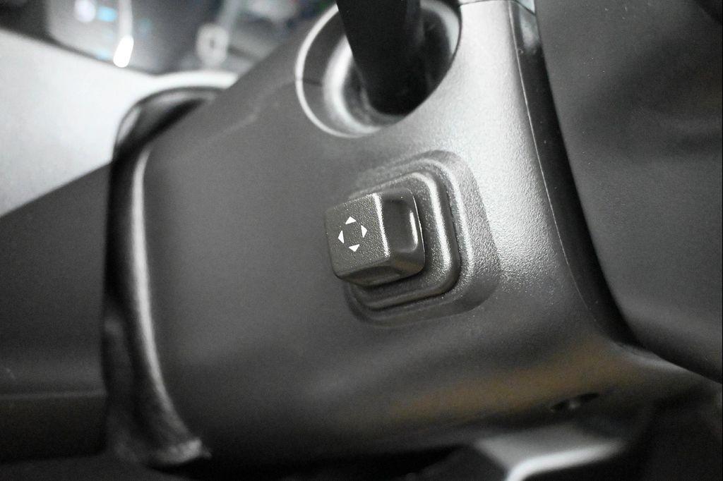 used 2020 GMC Yukon car, priced at $32,500