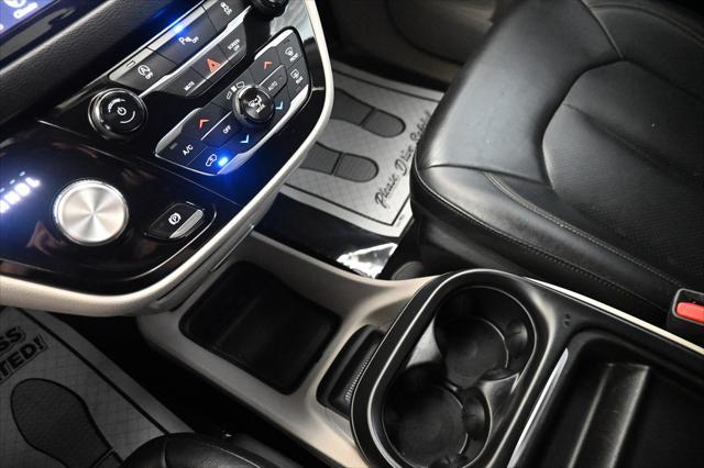 used 2018 Chrysler Pacifica car, priced at $16,495