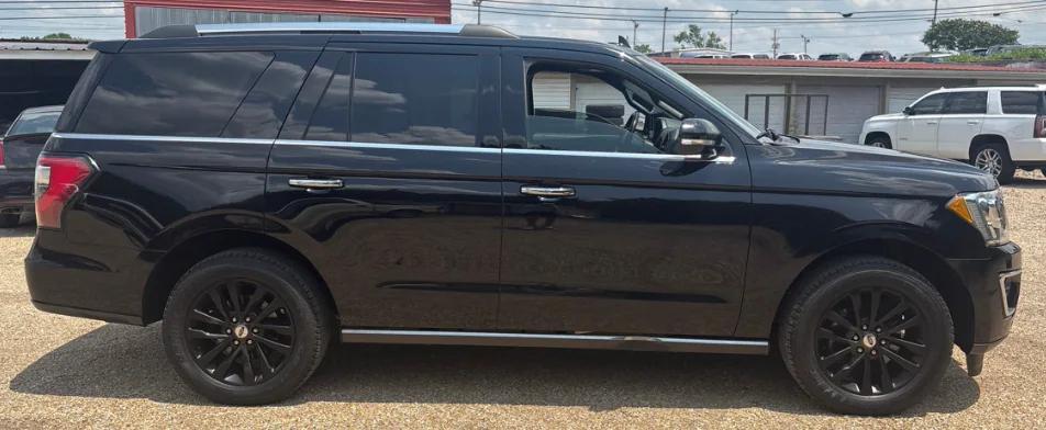 used 2019 Ford Expedition car, priced at $29,000