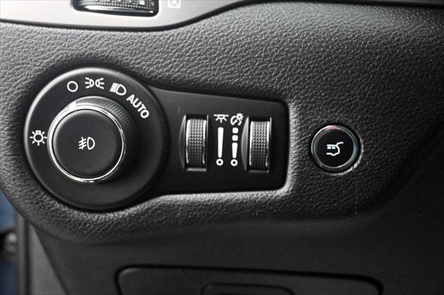 used 2020 Jeep Cherokee car, priced at $20,945