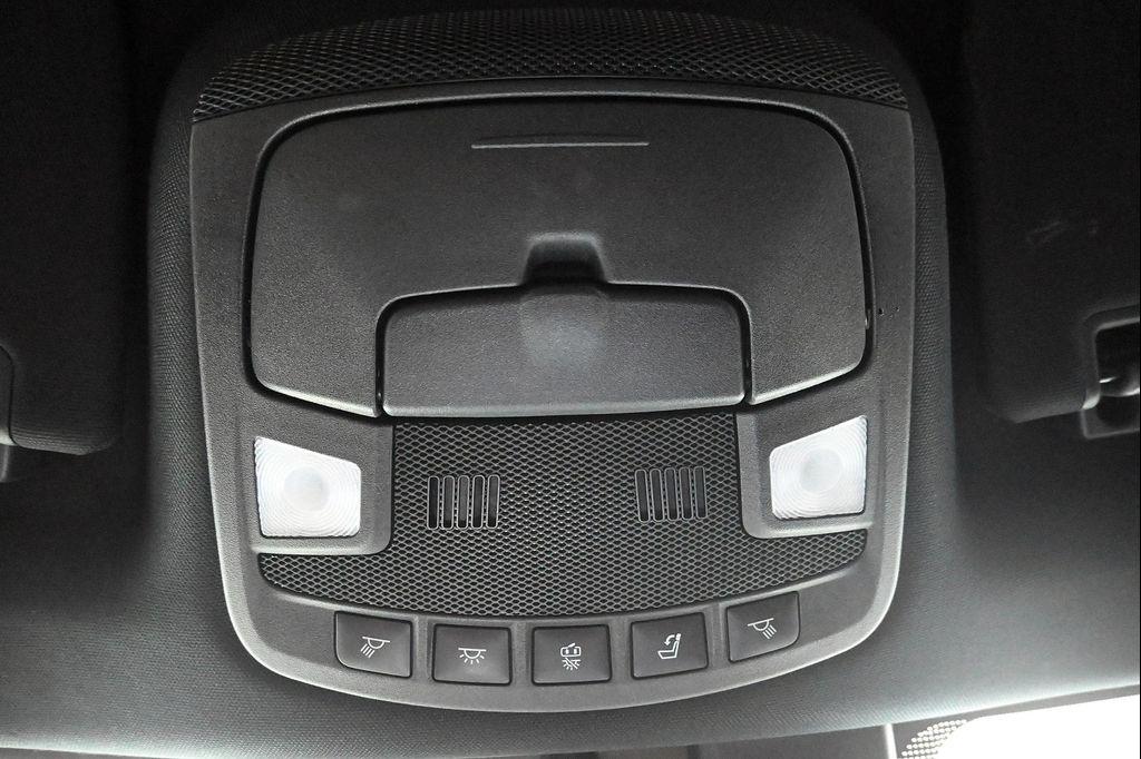 used 2019 Lincoln Navigator car, priced at $26,000