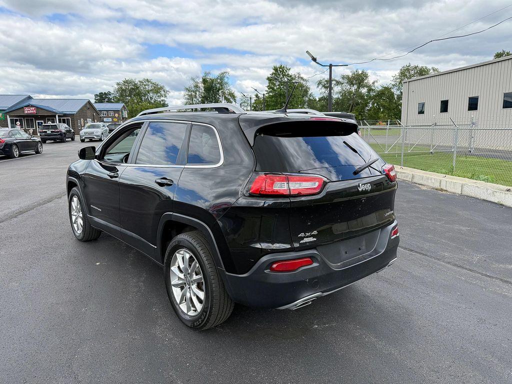 used 2015 Jeep Cherokee car, priced at $13,995