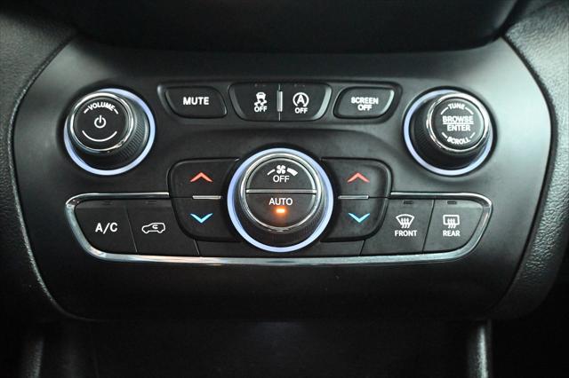 used 2019 Jeep Cherokee car, priced at $14,995