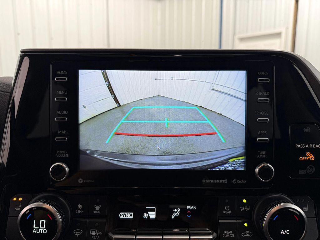 used 2020 Toyota Highlander Hybrid car, priced at $29,000