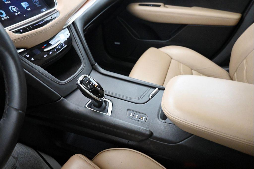 used 2017 Cadillac XT5 car, priced at $19,700