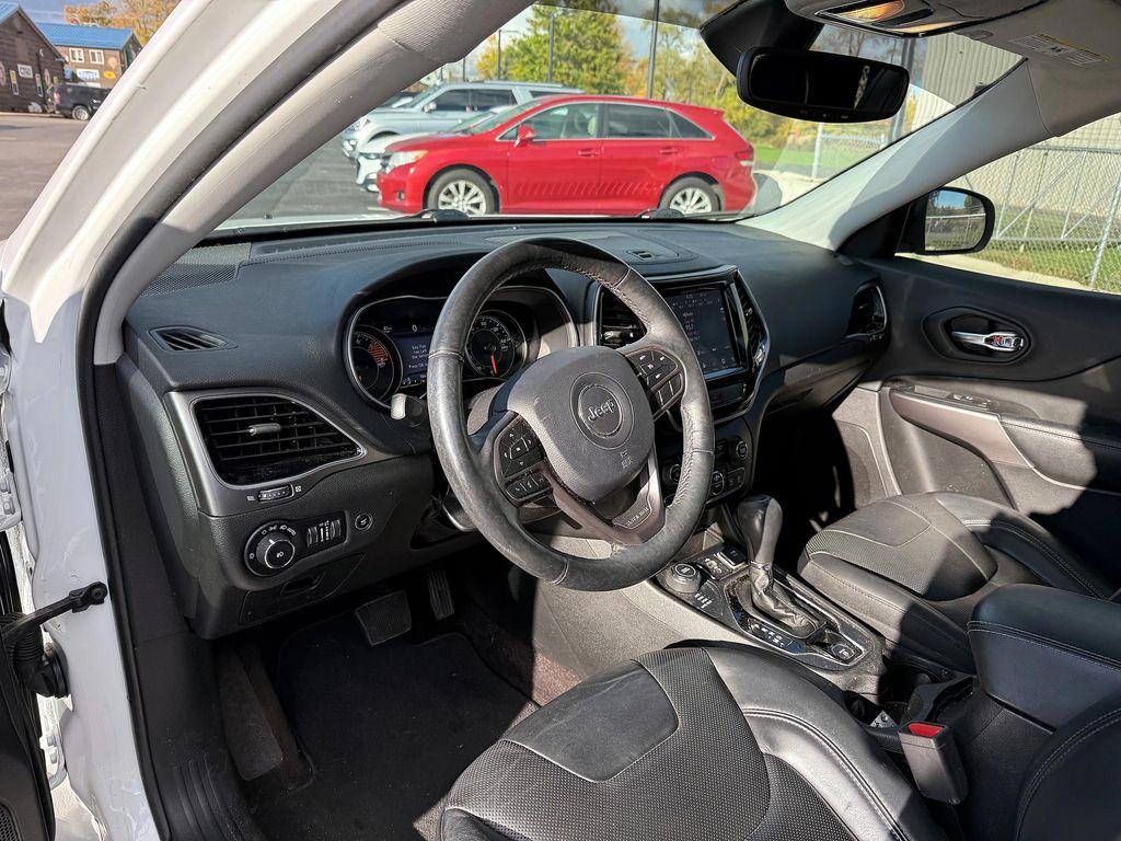 used 2019 Jeep Cherokee car, priced at $15,900