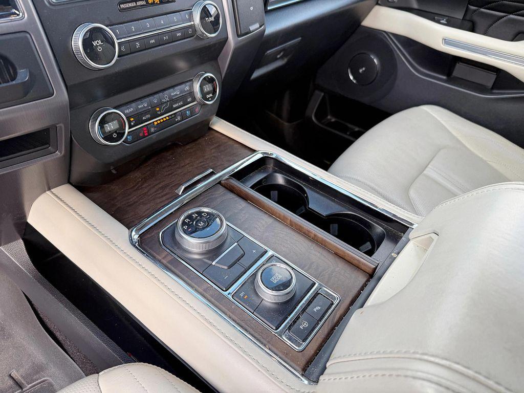 used 2020 Ford Expedition car, priced at $34,000