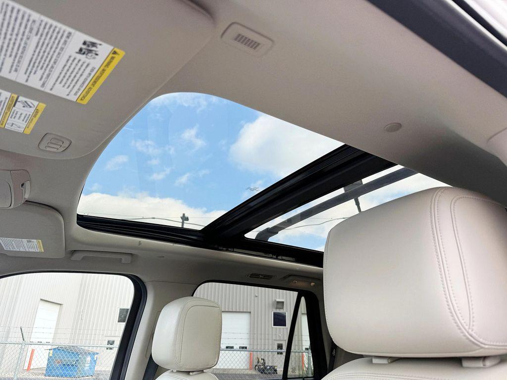 used 2020 Ford Expedition car, priced at $34,000