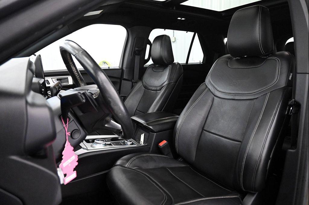 used 2020 Ford Explorer car, priced at $25,500