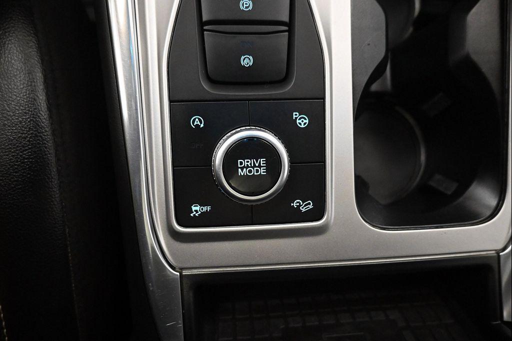 used 2020 Ford Explorer car, priced at $25,500