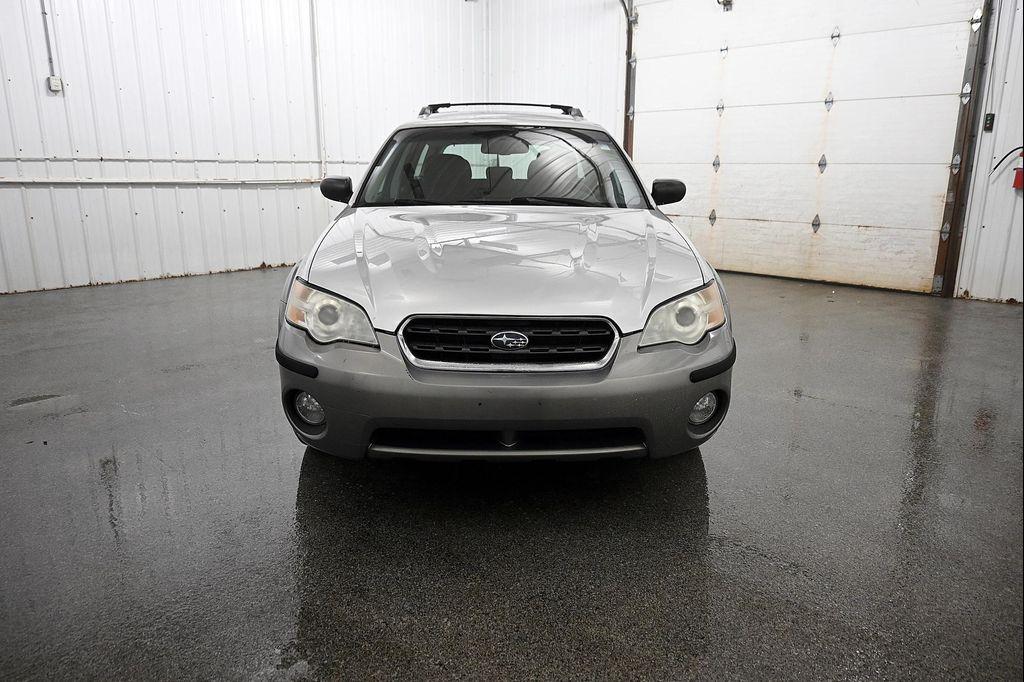used 2007 Subaru Outback car, priced at $5,900