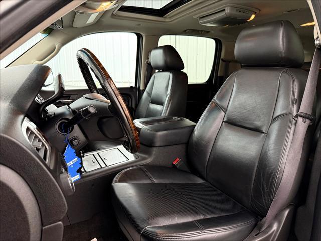 used 2012 GMC Yukon XL car, priced at $8,500