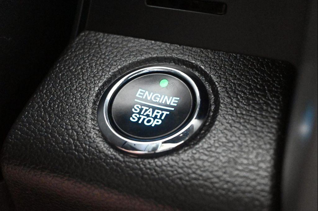 used 2020 Ford Expedition car, priced at $24,900