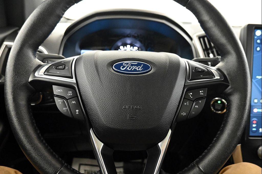 used 2022 Ford Edge car, priced at $26,500