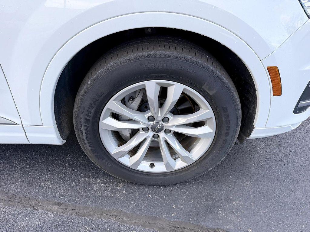 used 2019 Audi Q7 car, priced at $22,900