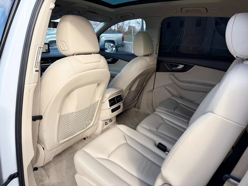 used 2019 Audi Q7 car, priced at $22,900