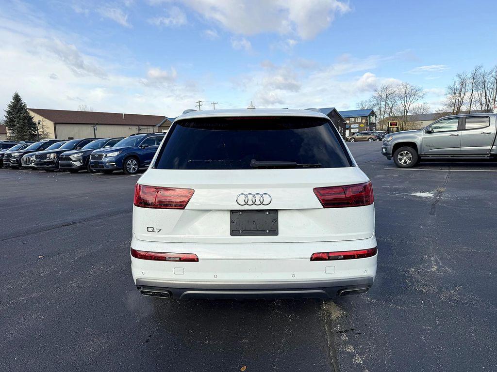 used 2019 Audi Q7 car, priced at $22,900