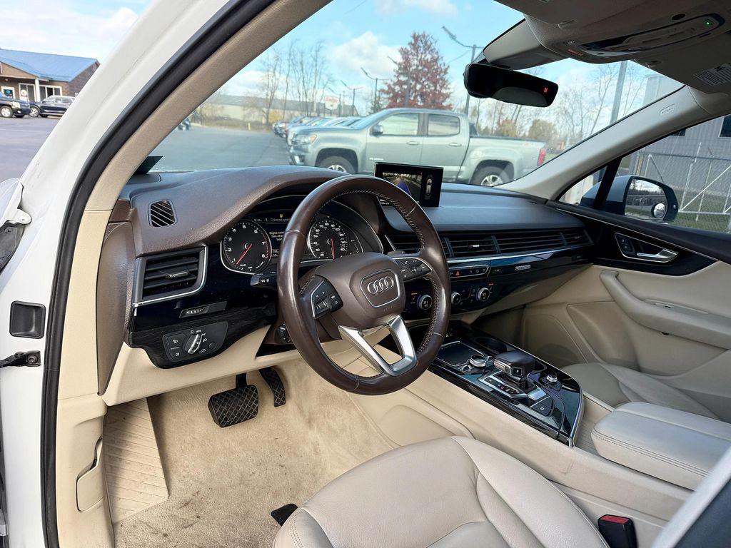 used 2019 Audi Q7 car, priced at $22,900